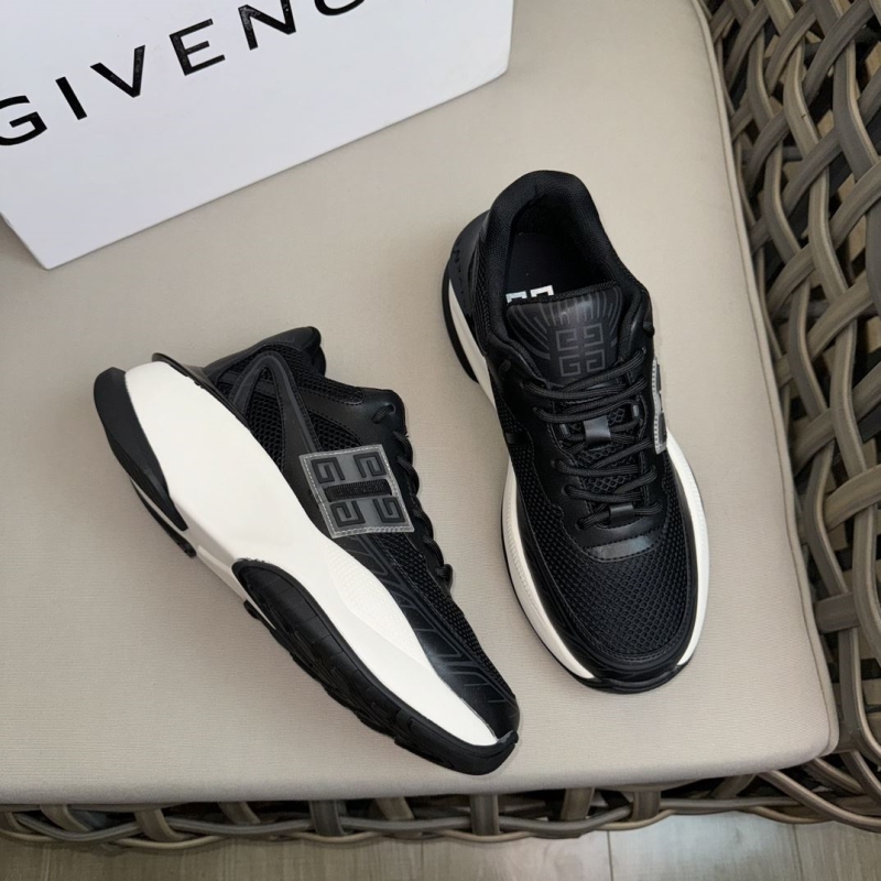 Givenchy Sneakers